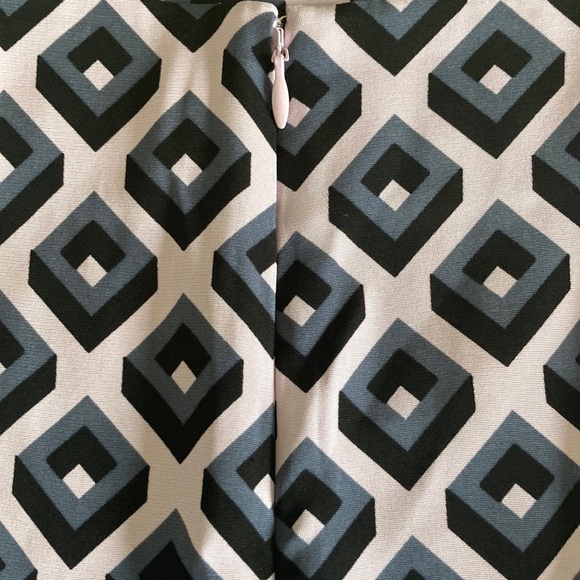 Diane Von Furstenberg Skirt - Picture 6 of 6